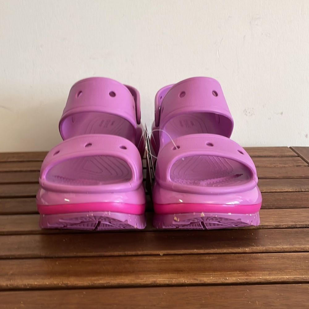 NWT Crocs Classic Mega Crush Platform Sandals Bubble Women Size 10 Men Size 8 - Picture 3 of 8